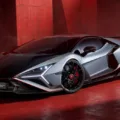 Lamborghini Revuelto SV