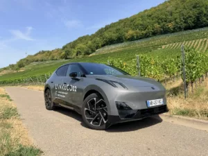 Essai Lynk & Co 02