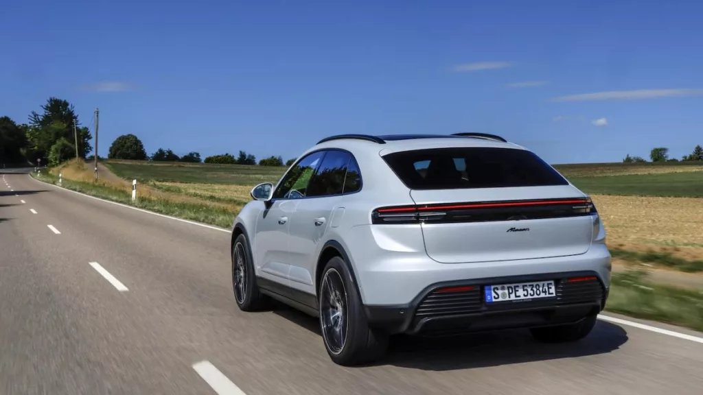 Porsche Macan EV