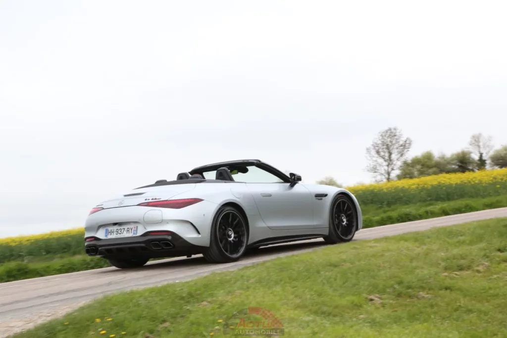 Ce Mercedes-AMG SL délivre un niveau de performances de supercar