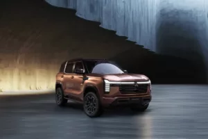 Mitsubishi Pajero 2027