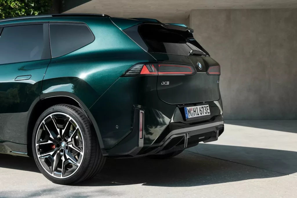 BMW iX3 M60 xDrive