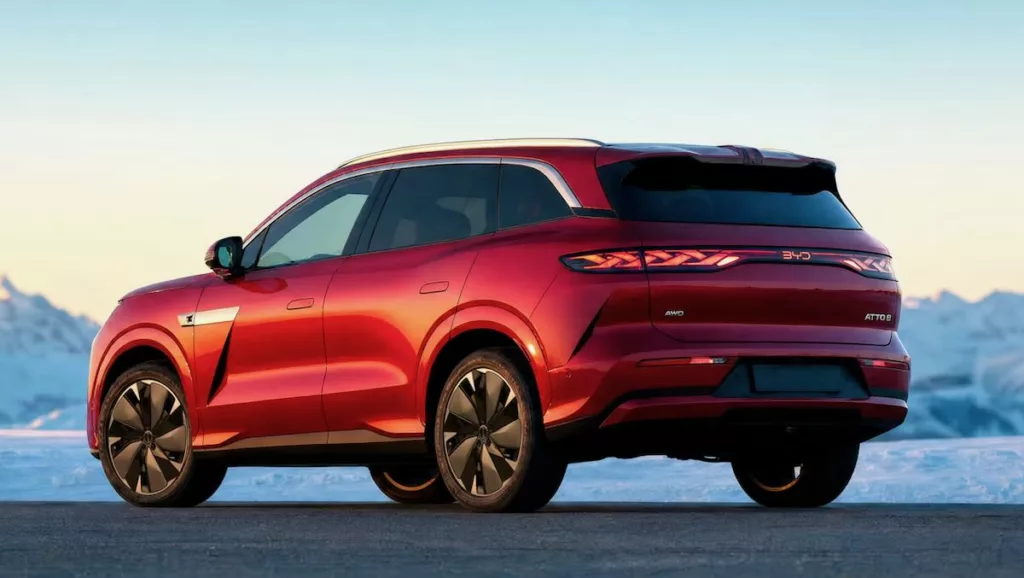 BYD Atto 8